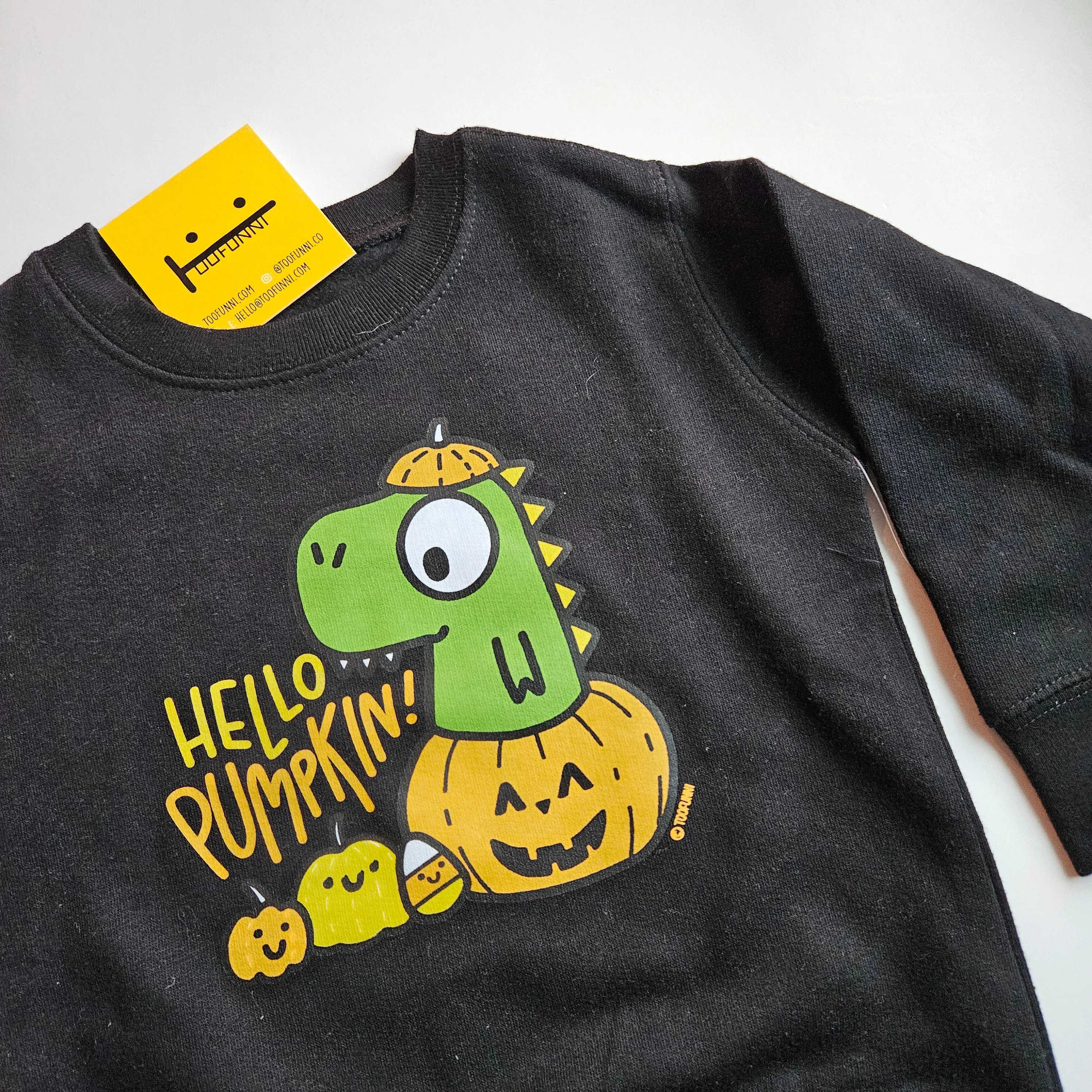 HELLO PUMPKIN - Black Toddler Crew