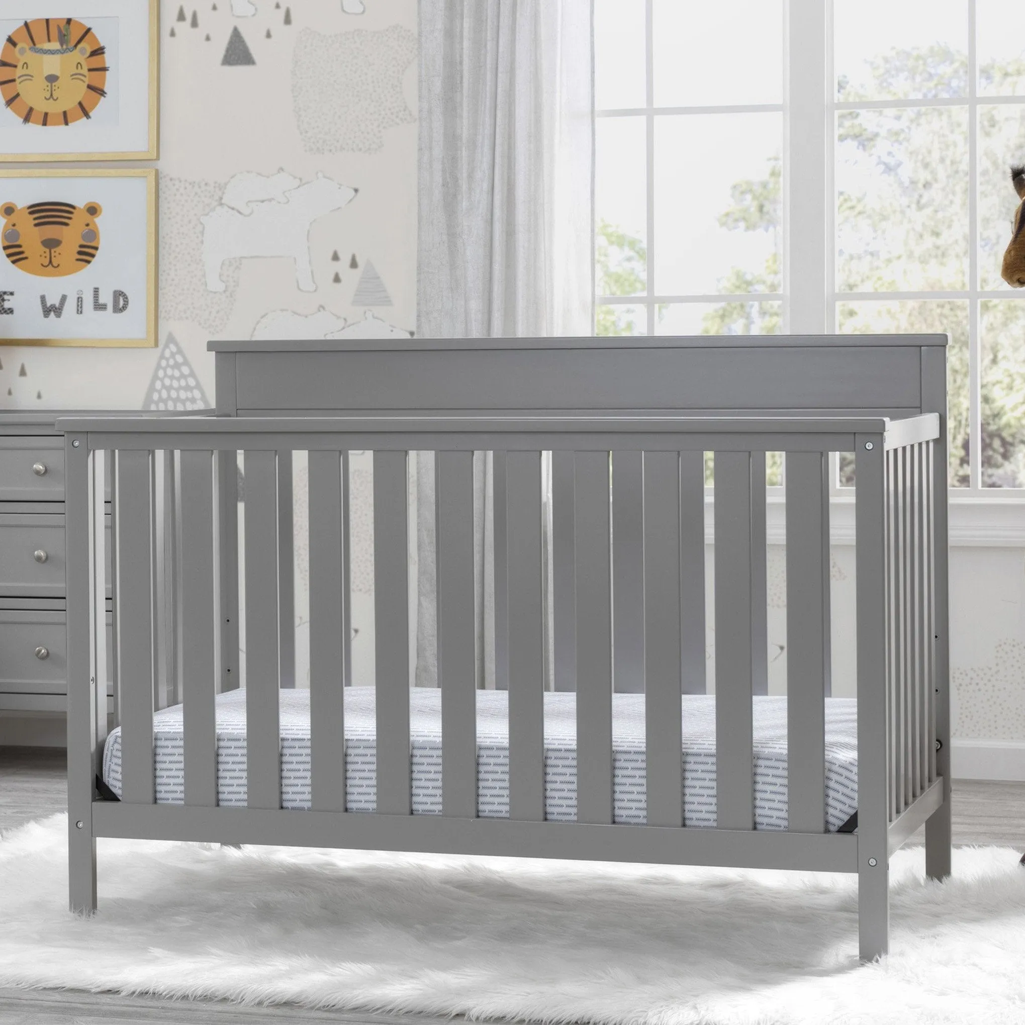 Kingswood 4-in-1 Convertible Baby Crib