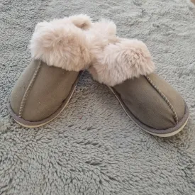 Lizzie faux fur enclosed slippers